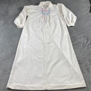Vintage Apostrophe Sears Cream Floral Embroidered Nightgown USA Medium Cozy‎
